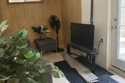 Image de Peace and Comfort 1-bedroom Basement Apartment