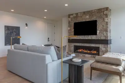 Image de *Newly Built* South Teton at The Basin Luxury Suites ⁓ Downtown Driggs ⁓ Hot Tub