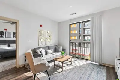 Image de Chic 2br Escape in Downtown Birmingham 45