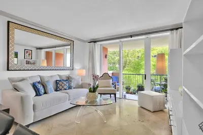 Image de Sf Bayshore Charm • Free Parking