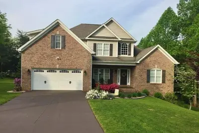 Image de Spacious guest apartment to enjoy. Only 12 Minutes from Liberty University.