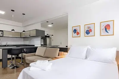 Image de Studio amplo para 4 pessoas frente Shopping, Batel