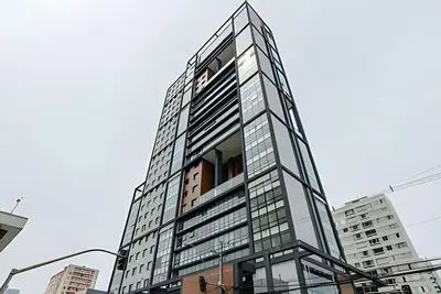 Image de Um quarto e sala, ar no descolado edifício Elysia.