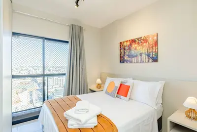 Image de Apto Completo com 1 quarto em frente shop estação.