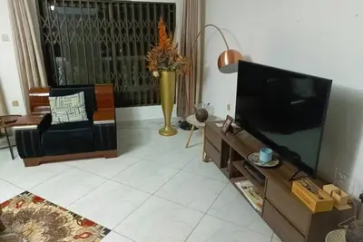 Image de \nSpacious 2-Bedroom Family Home in Amasaman with Ac, WiFi, Greenery & Warmth