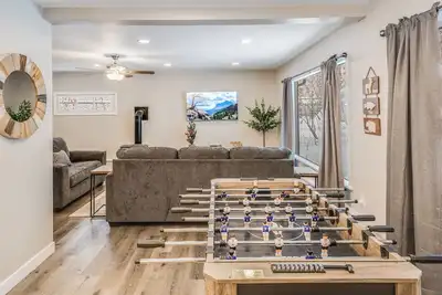 30-Day Min, Pet Friendly, Located in Downtown Whitefish, Near Beach and Golf Course!