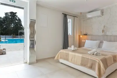 Image de Appartement \"No 16\" avec piscine partagée, Wi-Fi et climatisation