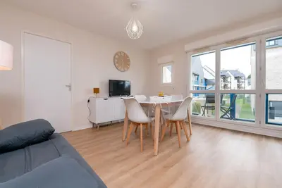 Image de L'Optimist, parking, proche plages