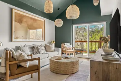 Image de Roark Creek Retreat: Pools + Scenic Water View, and Walk to Branson Landing!