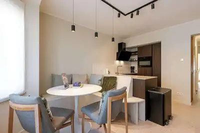 Image de Beach Gem: Cozy Apartment Near Beach & Shops!