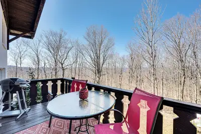 Image de Hiking Galore: Mittersill Townhome in Franconia!