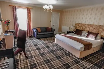Image de Spacious Family Room w/ Pool Access, Steam Room & Historic Ambiance