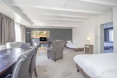 Image de Rest & Recharge: Scenic Retreat Near Loonse and Drunense Duinen National Park