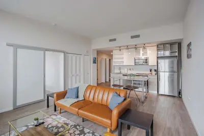 Image de CozySuites Sky Central #20