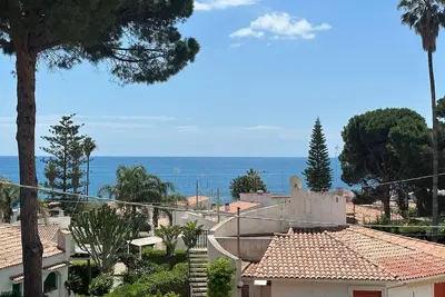 Image de Villa with garden in exclusive residence suitable for families children and pets