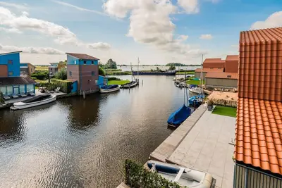 Image de Luxury waterfront vacation home