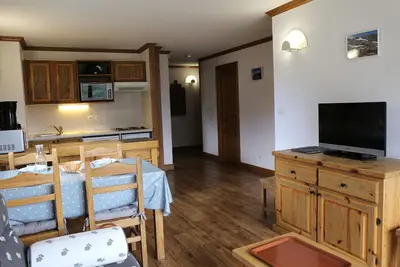 Image de Appartement pour 6 avec balcon et vue montagne, Wifi