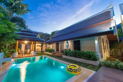 Image de Balinese-inspired 3-bedroom villa with private pool, garden, and 5-min walk to Bang Kao Beach