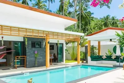 Image de Serene 3-bedroom villa near Lamai Beach with private pool, sala, and lush garden