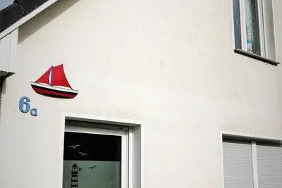 Image de Uns Huus Maike quiet, cozy vacation apartment on the Wohlenberger Wiek