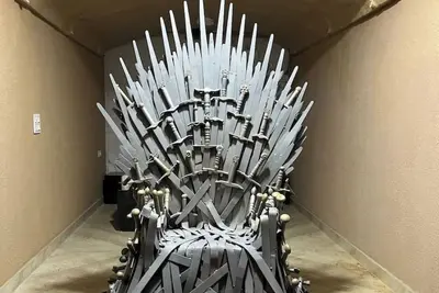 Image de King's landing - Game of thrones (Couple Friendly)