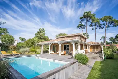 Image de [Idyllique] Villa authentique avec Piscine