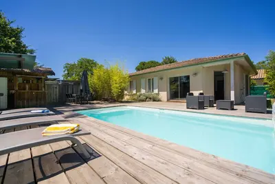 Image de Villa avec piscine chauffée