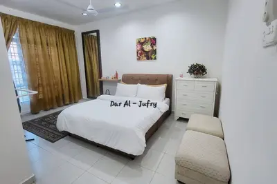 Image de Spacious 4-bedroom house with WiFi, Ac in welcoming Kuantan
