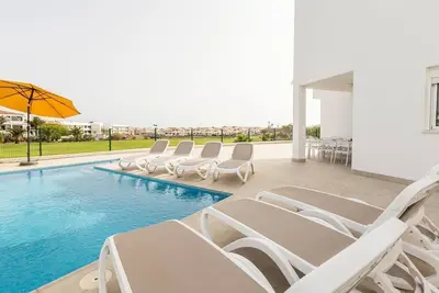 Image de Villa-Vue sur l'océan-Salle de bain privée séparée