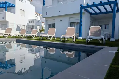 Image de Villa-Vue sur le golf-Salle de bain privée séparée