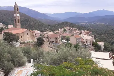 Image de villa 4 personnes l'aghia vue sur le village, calme, 2 chambres, une terrasse