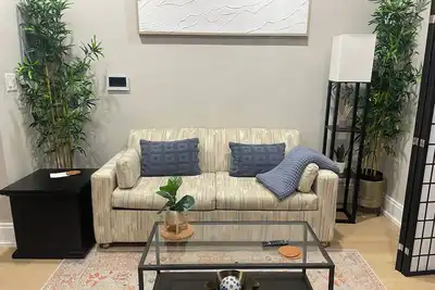 Image de Dearborn #1 Modern and Cozy 1-bedroom apartment with WiFi, Ac, Henry Ford Museum