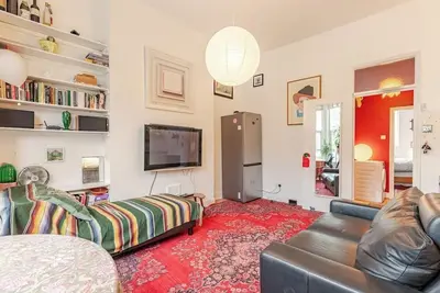 Image de Artist's home in Islington. Close to Hampstead Heath and Tufnell Park Tube