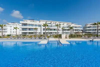 Image de Aralia | Appartement de luxe en bord de mer avec 3 chambres à Mijas