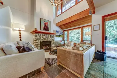 Image de Large 3bd Village Townhome