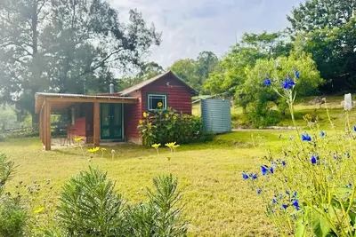 Image de Quirky Country Cottage at Wollombi, 2hrs from Sydney Cbd in the Hunter Valley.
