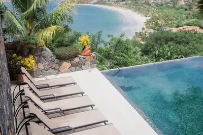 Image de Spacious 3-bedroom apartment in beautiful Zihuatanejo with WiFi, Ac
