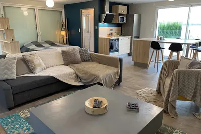 Image de La Birette. Maison studio à la campagne. Autoroute à 5 km.