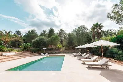 Image de Discover Ibiza Villa 1050: Countryside Charm by 5 Star