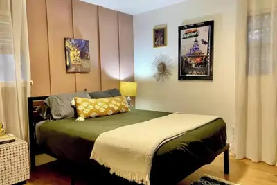 Image de Juni House. Love, Fam and Friends