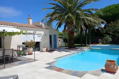 Image de Villa Paradis Familial avec Piscine Privée, Jardin et Terrasse à Dolus-d'Oléron - 7 Personnes