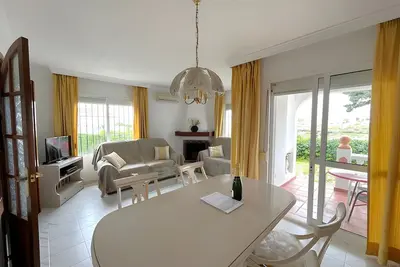 Image de Maison de vacances 'Torrox Park 300' avec vue sur la mer, Wi-Fi et climatisation