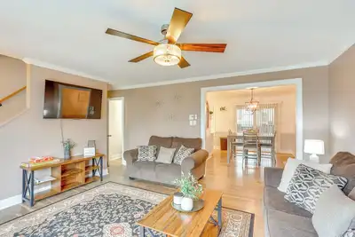 Image de Fish, Ski & Explore: Townhome w/ Decks in Etters!