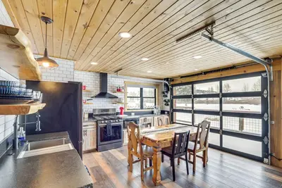 Image de Modern Granby Retreat: Fish, Hike & Relax!