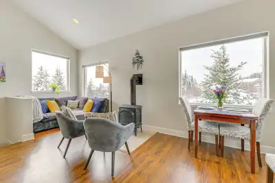 Image de Scenic & Cozy 'Sweet Northern Comfort' in Homer!