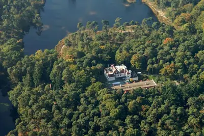 Image de Relaxing Forest Retreat w/ Sauna, Bar, Free Breakfast & Parking - 2 Units