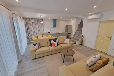 Image de Casa Neptuno for 10 people solarium, private patio and air conditioning.