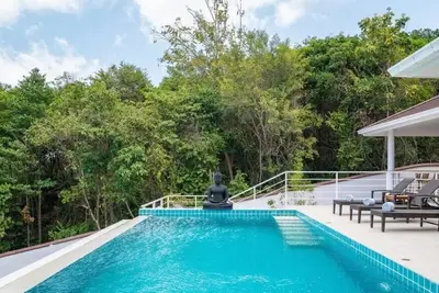 Serene 2-bedroom villa with private pool, sea views, and a cozy terrace