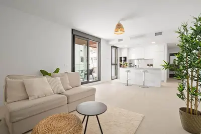 Image de Rdr464 - Lovely Modern Estepona Apt walk to beach