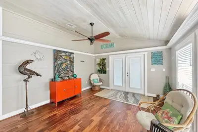 Image de Beachy Vibes-3 bedroom/2 bath/pet-friendly, w/pool, sleeps 10
